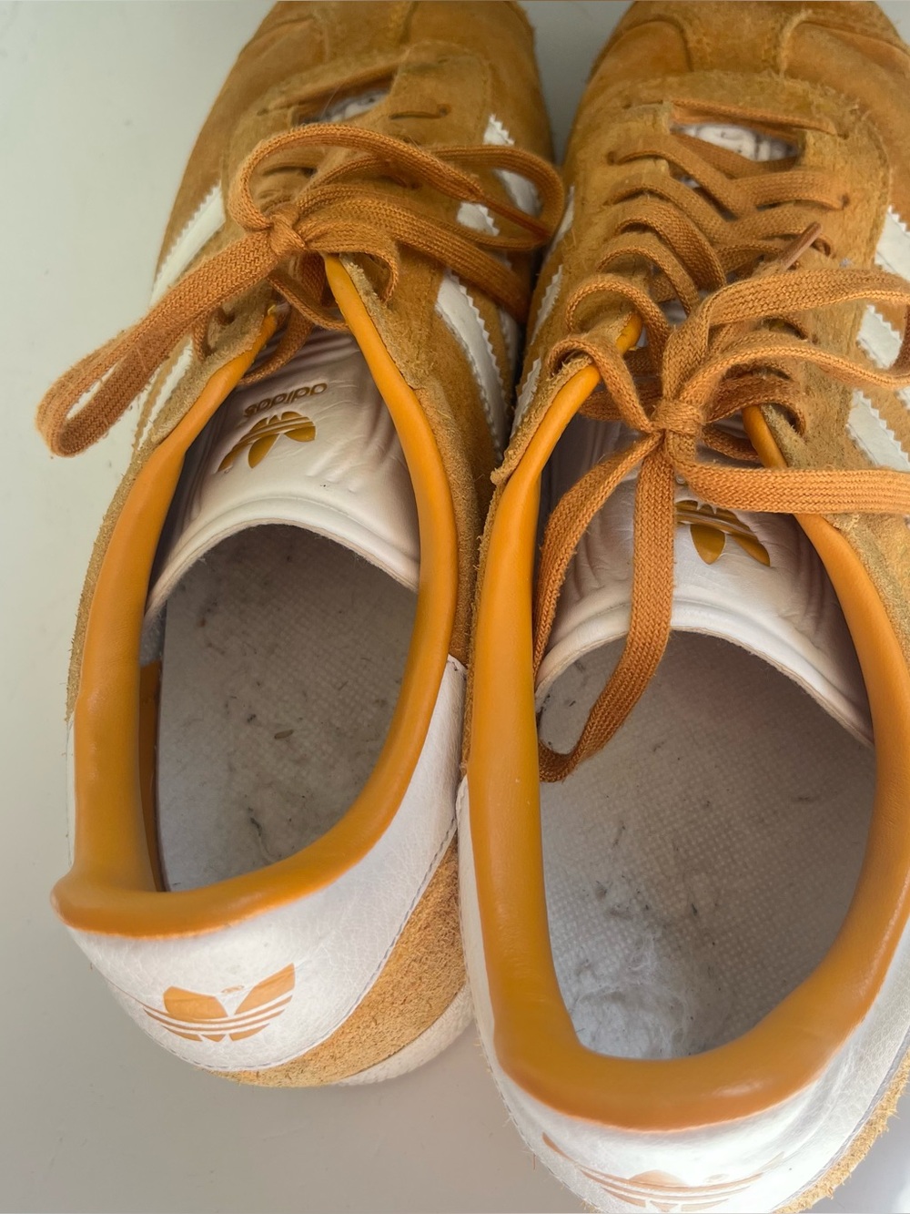Adidas gazelle men’s sneakers collegiate gold size 10.5 CQ2801 2017 Need Clean - Picture 6 of 13